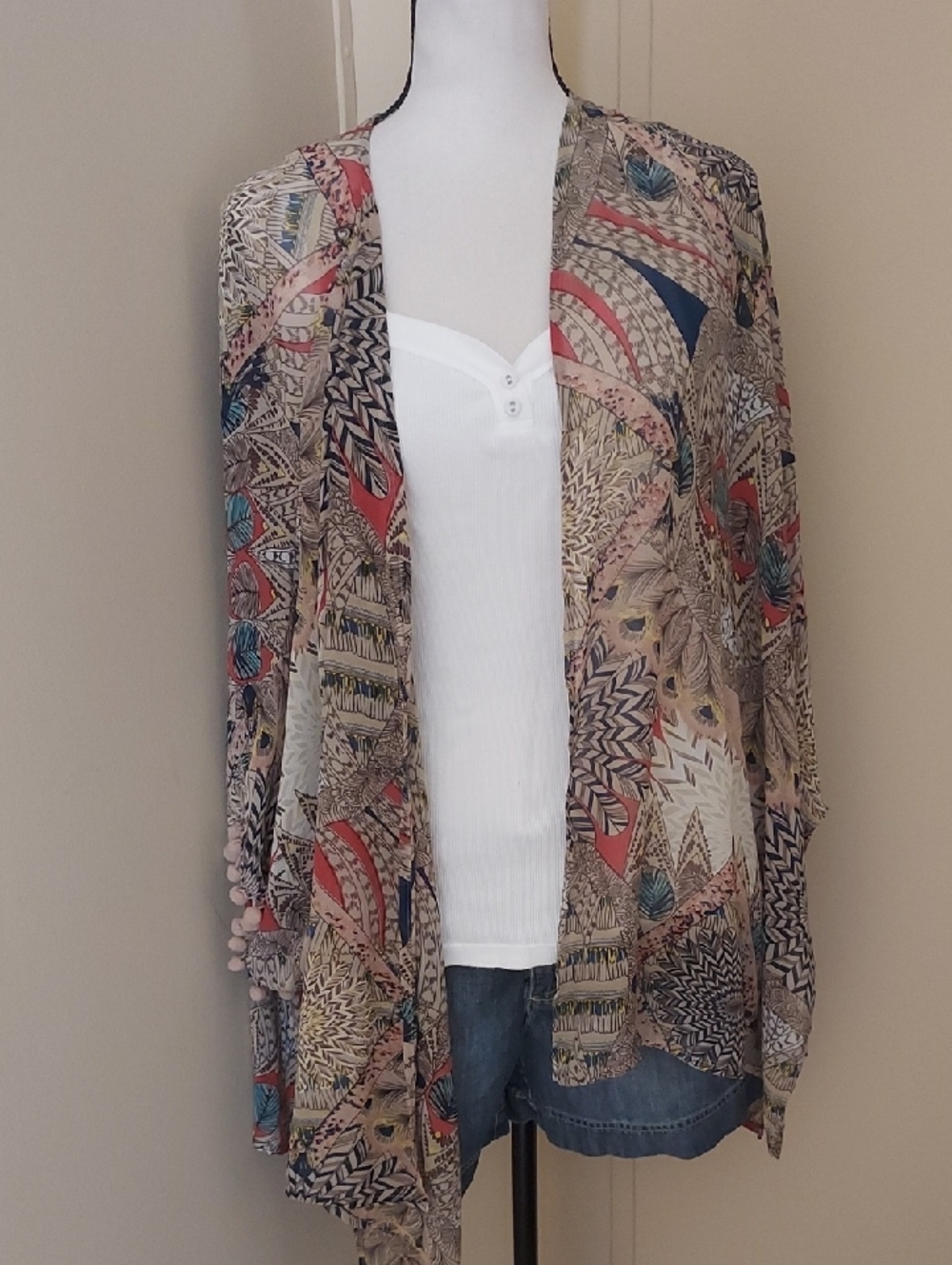 Umgee Beige Floral Paisley Blouse with Navy and Coral Accents